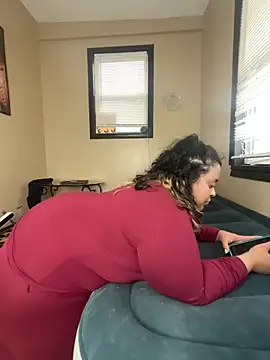 tillymarie34 online show from May 19, 2026, 12:16 am