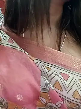 Snapshot of Sajel_000 chatting on January 5, 2025, 10:29 pm Sajel 000 online show from January 5, 2025, 10:29 pm