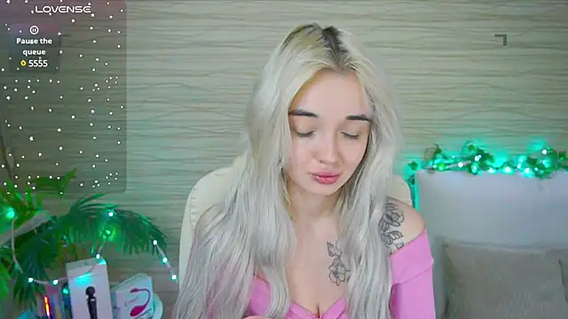 Ashley S online show from February 8, 2025, 3:08 am