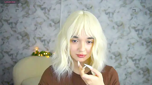 Snapshot of Ashley_S chatting on May 19, 2026, 1:56 am Ashley S online show from May 19, 2026, 1:56 am