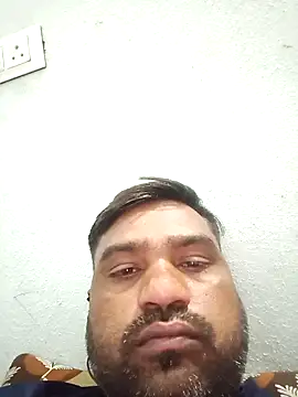 pintuS40 online show from January 8, 2025, 11:54 am