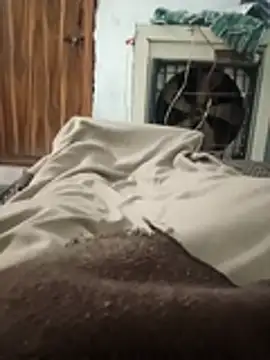 pintuS40 online show from October 31, 2025, 11:17 pm