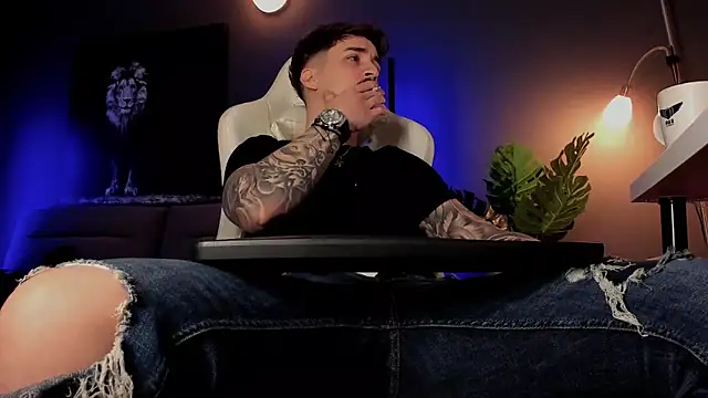 uptomatty online show from April 14, 2026, 7:47 am