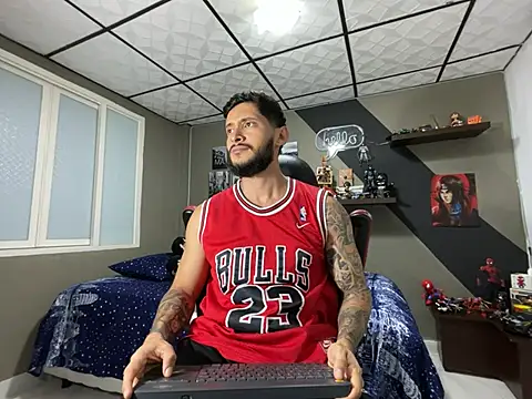 Snapshot of marcel_crawford96 chatting on July 7, 2026, 1:04 pm marcel crawford96 online show from July 7, 2026, 1:04 pm