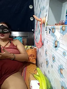 Snapshot of tina8th chatting on April 18, 2026, 4:22 pm tina8th online show from April 18, 2026, 4:22 pm