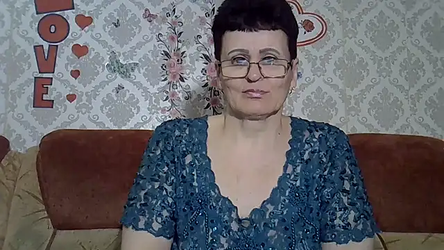 PaulaGolden online show from April 3, 2026, 7:34 pm