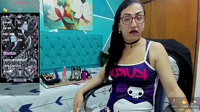 Snapshot of sabrina_dupont chatting on November 20, 2025, 1:00 pm sabrina dupont online show from November 20, 2025, 1:00 pm