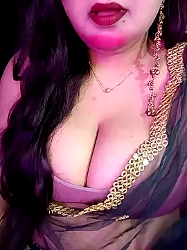 Snapshot of Suhanakhan00 chatting on March 12, 2026, 6:41 am Suhanakhan00 online show from March 12, 2026, 6:41 am