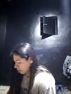 Snapshot of Karenn12 chatting on September 21, 2025, 4:58 am Karenn12 online show from September 21, 2025, 4:58 am