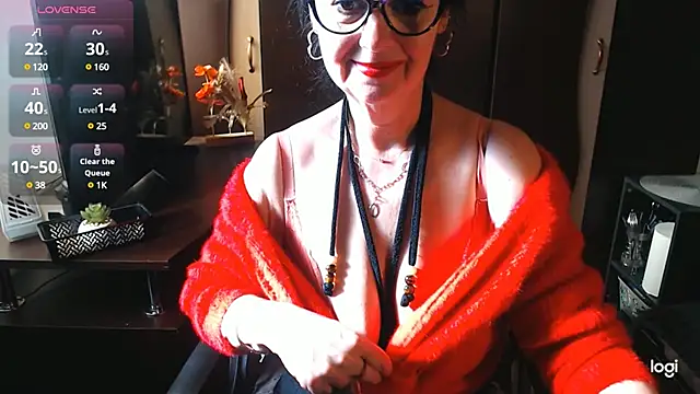 Snapshot of exymilf_ chatting on January 24, 2025, 11:48 am exymilf online show from January 24, 2025, 11:48 am