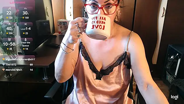 Snapshot of exymilf_ chatting on March 9, 2025, 2:32 pm exymilf online show from March 9, 2025, 2:32 pm