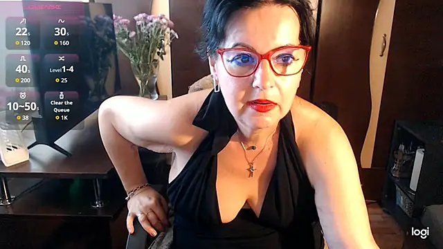 Snapshot of exymilf_ chatting on September 16, 2025, 10:16 am exymilf online show from September 16, 2025, 10:16 am