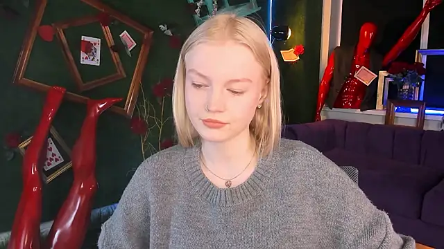 GraceGlamour online show from March 11, 2026, 5:02 am