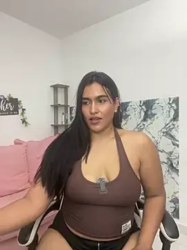 Snapshot of isabella_aristi03 chatting on July 2, 2026, 4:18 am isabella aristi03 online show from July 2, 2026, 4:18 am