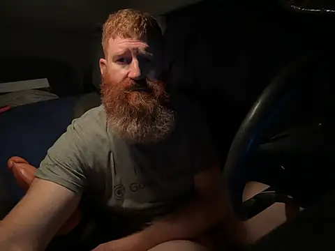 Snapshot of Redfurr69 chatting on December 14, 2024, 6:13 am Redfurr69 online show from December 14, 2024, 6:13 am