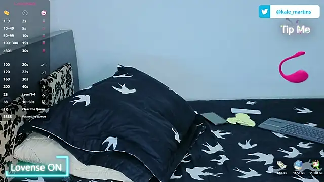 KALE 19 online show from April 12, 2026, 3:33 am