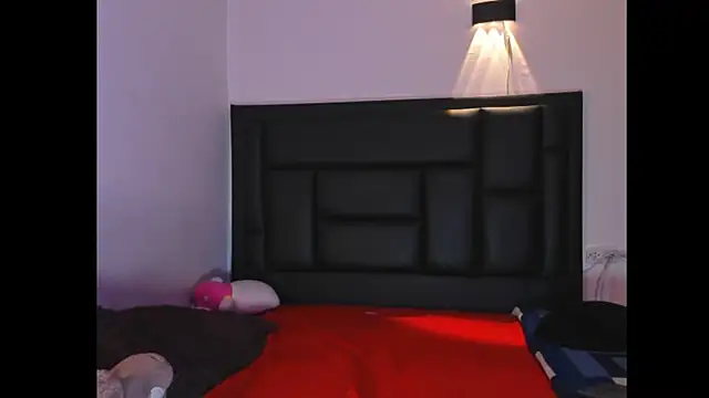 GiselleBlare online show from September 15, 2025, 4:12 am