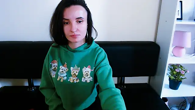 LaimaV  online show from December 28, 2024, 11:41 am