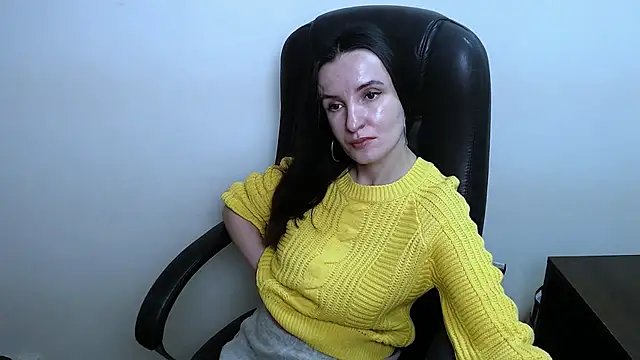 LaimaV  online show from January 15, 2026, 12:32 pm