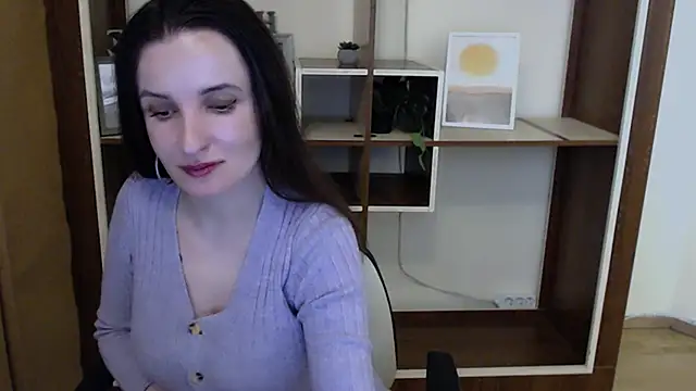 Snapshot of LaimaV_ chatting on April 19, 2026, 9:50 pm LaimaV online show from April 19, 2026, 9:50 pm