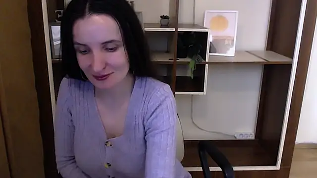 Snapshot of LaimaV_ chatting on April 22, 2026, 9:27 pm LaimaV online show from April 22, 2026, 9:27 pm
