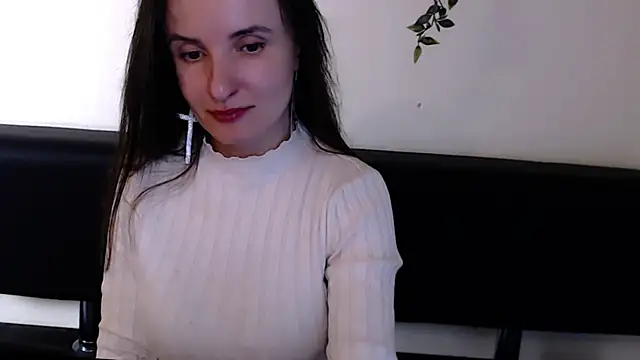 Snapshot of LaimaV_ chatting on May 3, 2026, 8:59 pm LaimaV online show from May 3, 2026, 8:59 pm