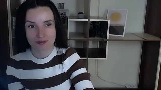 Snapshot of LaimaV_ chatting on May 15, 2026, 5:09 pm LaimaV online show from May 15, 2026, 5:09 pm