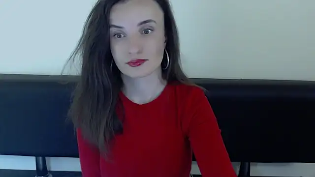 Snapshot of LaimaV_ chatting on June 19, 2026, 1:26 pm LaimaV online show from June 19, 2026, 1:26 pm