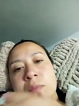 Snapshot of RenataSexy_ chatting on February 8, 2025, 2:36 am RenataSexy  online show from February 8, 2025, 2:36 am