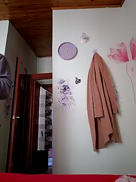 Snapshot of RenataSexy_ chatting on September 10, 2025, 5:35 pm RenataSexy  online show from September 10, 2025, 5:35 pm