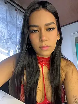 Snapshot of ALANAH_KITTY chatting on July 28, 2026, 2:35 pm ALANAH KITTY online show from July 28, 2026, 2:35 pm