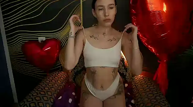 NikkiGoldSide online show from March 1, 2025, 5:05 pm