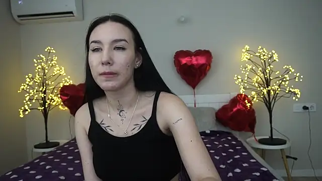 NikkiGoldSide online show from March 3, 2025, 7:49 pm