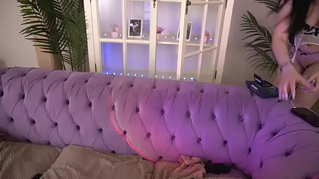 NikkiGoldSide online show from June 22, 2026, 5:54 pm
