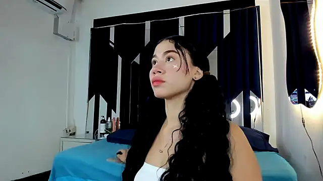 Sofia-candyht online show from December 22, 2024, 1:34 am