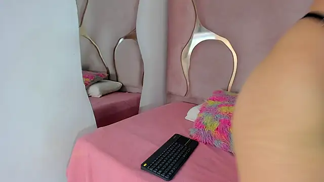 Snapshot of Sofia-candyht chatting on May 5, 2026, 9:01 pm Sofia-candyht online show from May 5, 2026, 9:01 pm