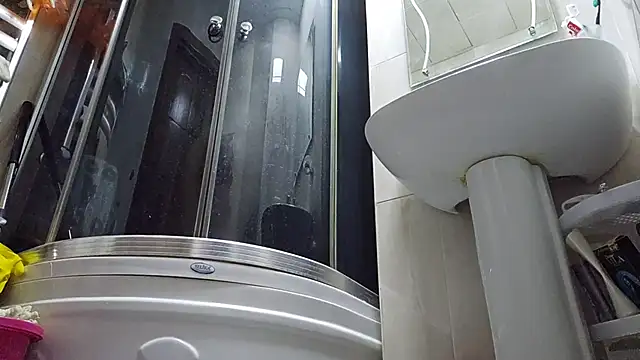 Snapshot of AlejandraDelaney chatting on December 11, 2024, 1:37 am AlejandraDelaney online show from December 11, 2024, 1:37 am