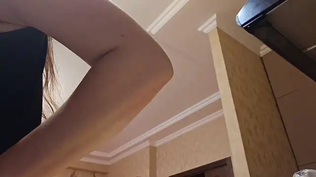 Snapshot of AlejandraDelaney chatting on January 28, 2025, 5:03 pm AlejandraDelaney online show from January 28, 2025, 5:03 pm