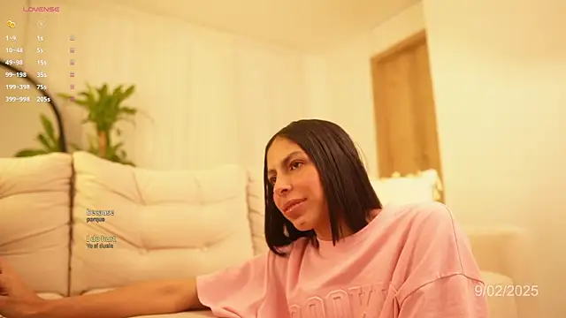 veronica mendez1 online show from February 9, 2025, 11:14 am