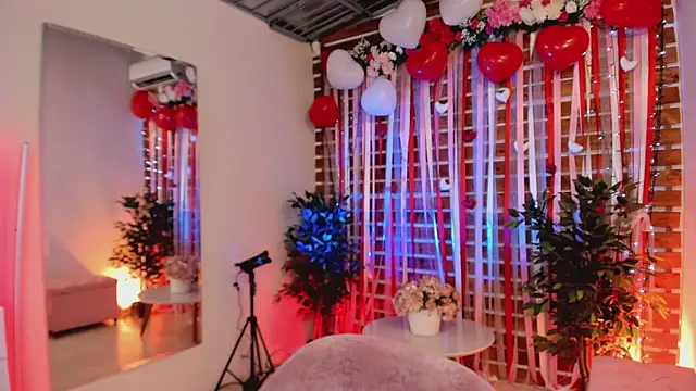 Sapphire Venuss online show from February 12, 2026, 1:22 am