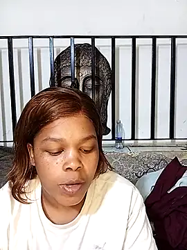 Snapshot of BigbootyNickyx chatting on November 5, 2025, 9:26 pm BigbootyNickyx online show from November 5, 2025, 9:26 pm