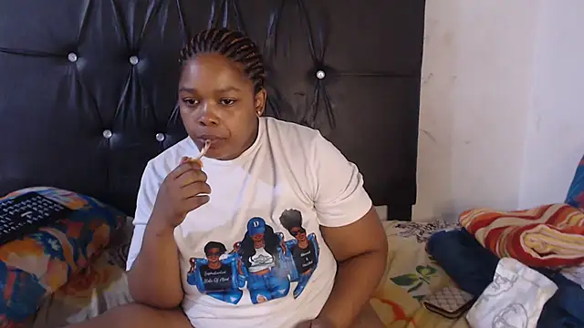 BigbootyNickyx online show from March 14, 2026, 9:42 pm