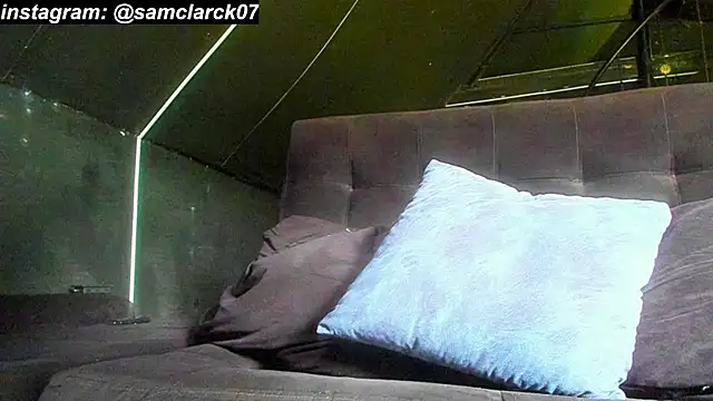 Snapshot of Sam_clarck chatting on June 9, 2026, 2:06 pm Sam clarck online show from June 9, 2026, 2:06 pm