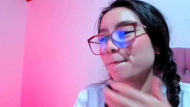 Snapshot of teffy_lee chatting on December 8, 2024, 10:57 pm teffy lee online show from December 8, 2024, 10:57 pm