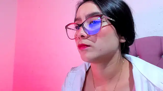 Snapshot of teffy_lee chatting on December 15, 2024, 11:31 pm teffy lee online show from December 15, 2024, 11:31 pm