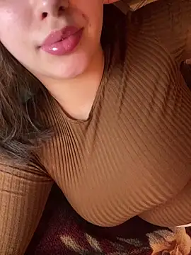 Snapshot of 69Laura696 chatting on March 6, 2025, 7:21 pm 69Laura696 online show from March 6, 2025, 7:21 pm