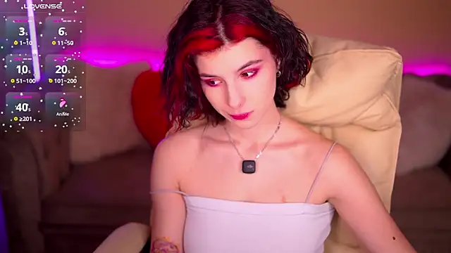 HaylaAmber online show from March 25, 2026, 2:01 pm