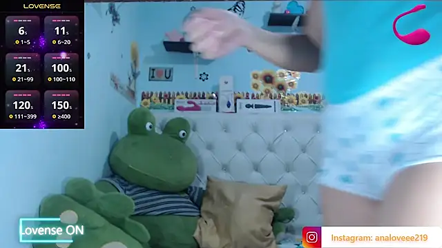 Snapshot of ana_studio chatting on February 5, 2026, 2:00 pm ana studio online show from February 5, 2026, 2:00 pm