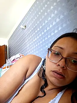 sexyterapy online show from April 19, 2026, 4:50 pm