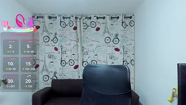 DanaaRey online show from November 1, 2025, 4:31 pm